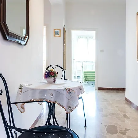 Sirolo, Quadrilocale In Centro Con Terrazzo E Garage - S069
